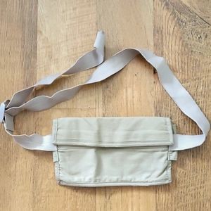 Travel Waist Pouch in Khaki for‎ Money and Passport